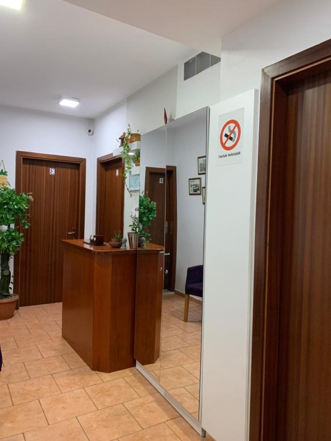 טיראנה Guest House De Rada מראה חיצוני תמונה
