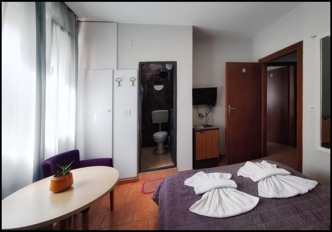 טיראנה Guest House De Rada מראה חיצוני תמונה